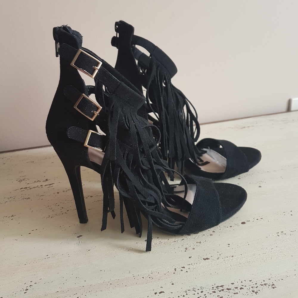 ❤Black Fringe Sandals❤